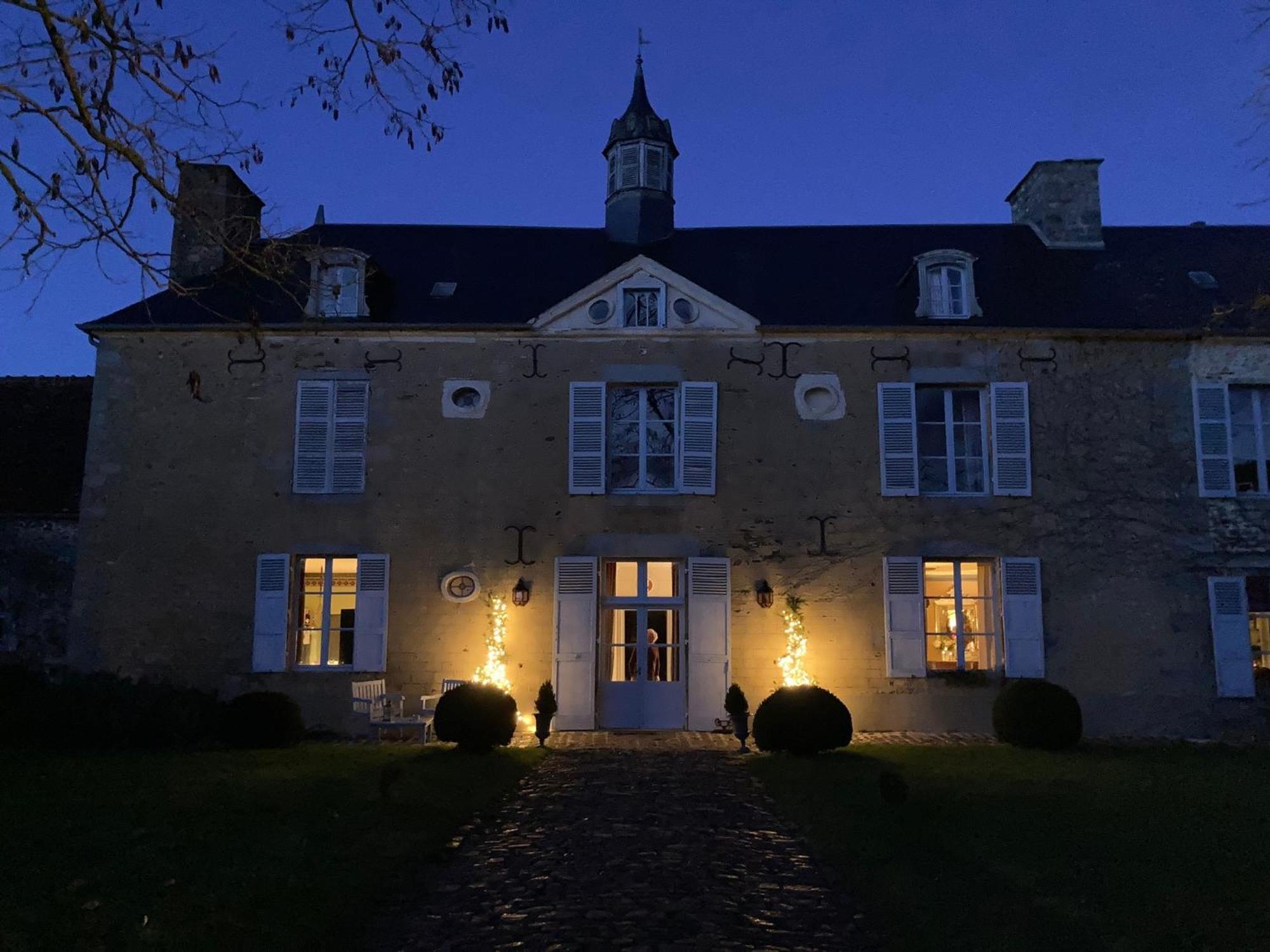 Le Domaine De Cordey Bed & Breakfast Boucé Exterior photo