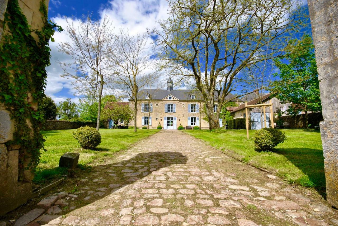 Le Domaine De Cordey Bed & Breakfast Boucé Exterior photo