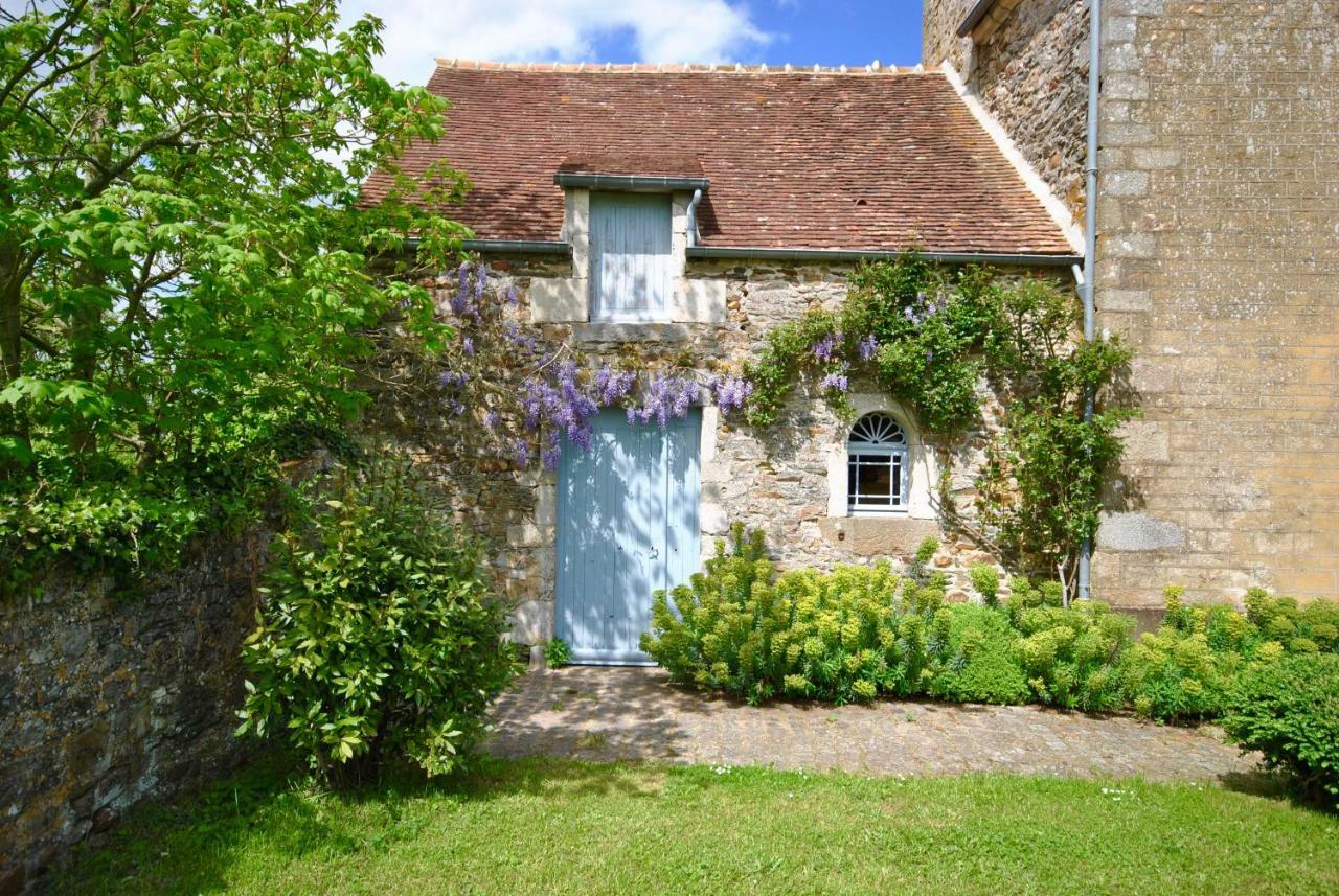 Le Domaine De Cordey Bed & Breakfast Boucé Exterior photo