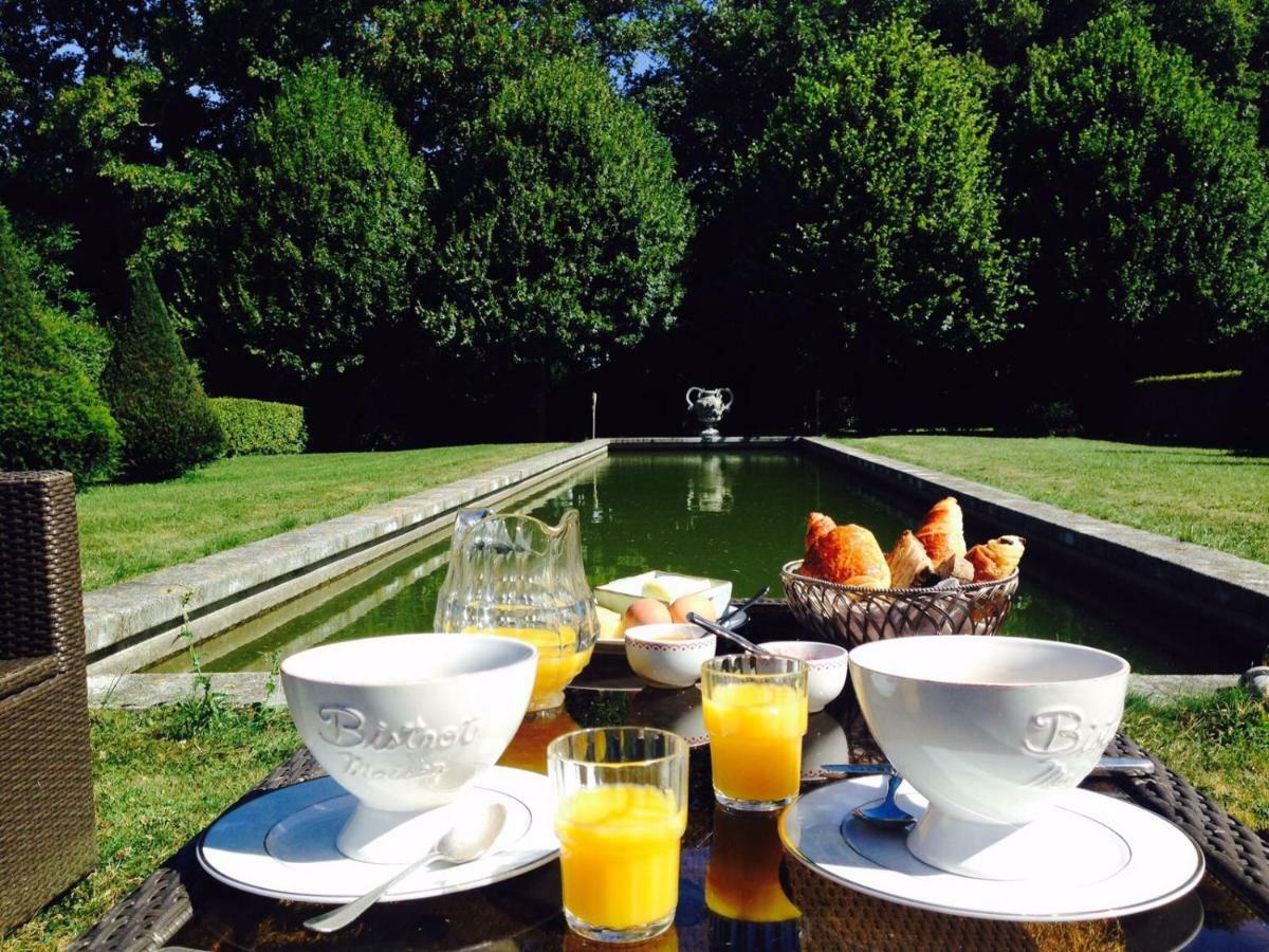 Le Domaine De Cordey Bed & Breakfast Boucé Exterior photo