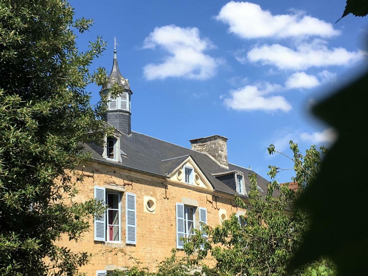 Le Domaine De Cordey Bed & Breakfast Boucé Exterior photo