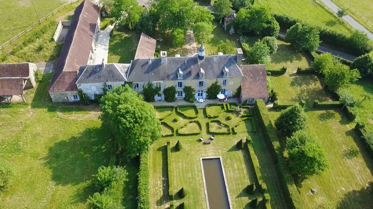 Le Domaine De Cordey Bed & Breakfast Boucé Exterior photo